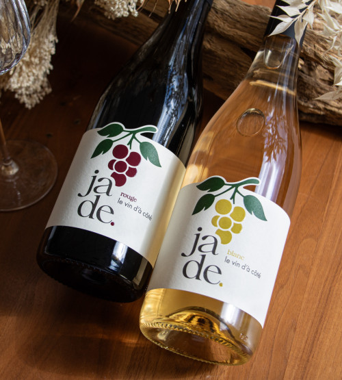 LES VINS ET CHAMPAGNES