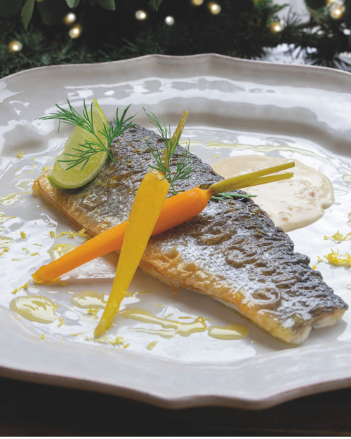 FILET DE BAR AUX AGRUMES, BEURRE BLANC CITRONNÉ NOEL