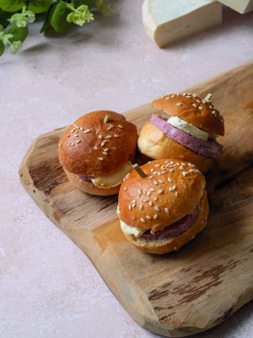 MINI BURGERS MONTAGNARDS - 12 PIÈCES
