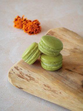 MACARONS PISTACHE - 8 PIÈCES